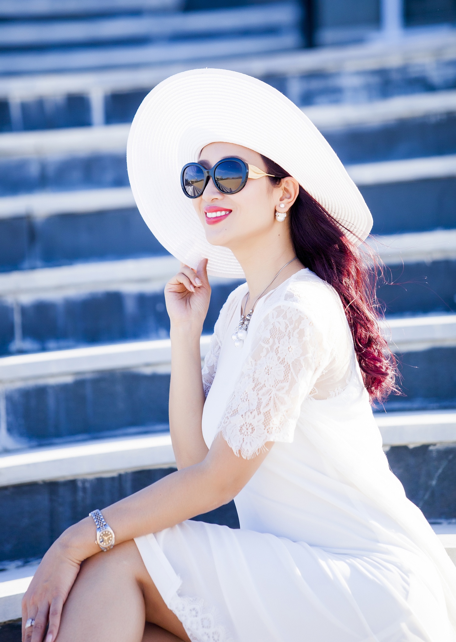 Thu Huong goi y trang phuc di bien anh 6