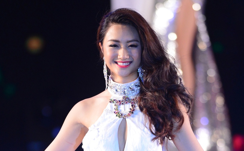 Top 10 Hoa hau Ban sac Viet trinh dien dam da hoi hinh anh