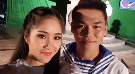 Le Phuong va ban trai kem 9 tuoi da chup anh cuoi hinh anh