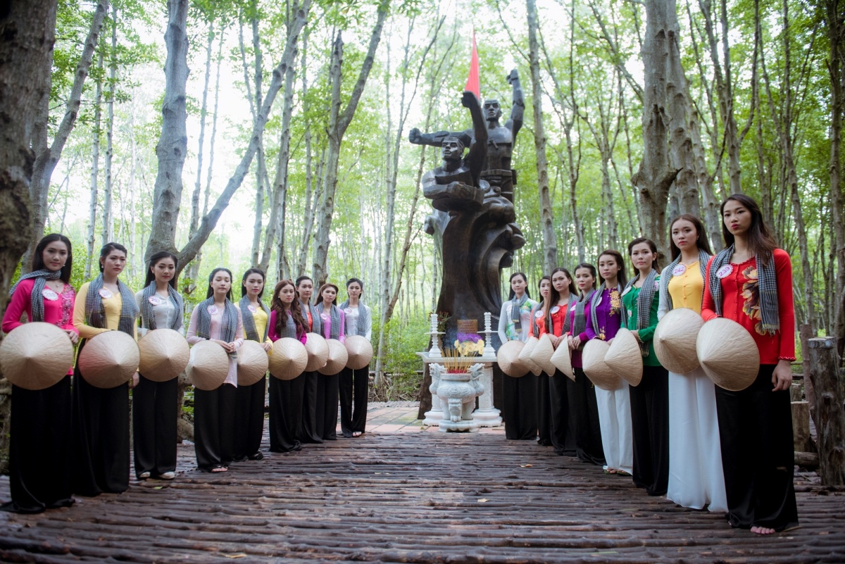 Chung ket Hoa hau Viet Nam 2016 anh 4