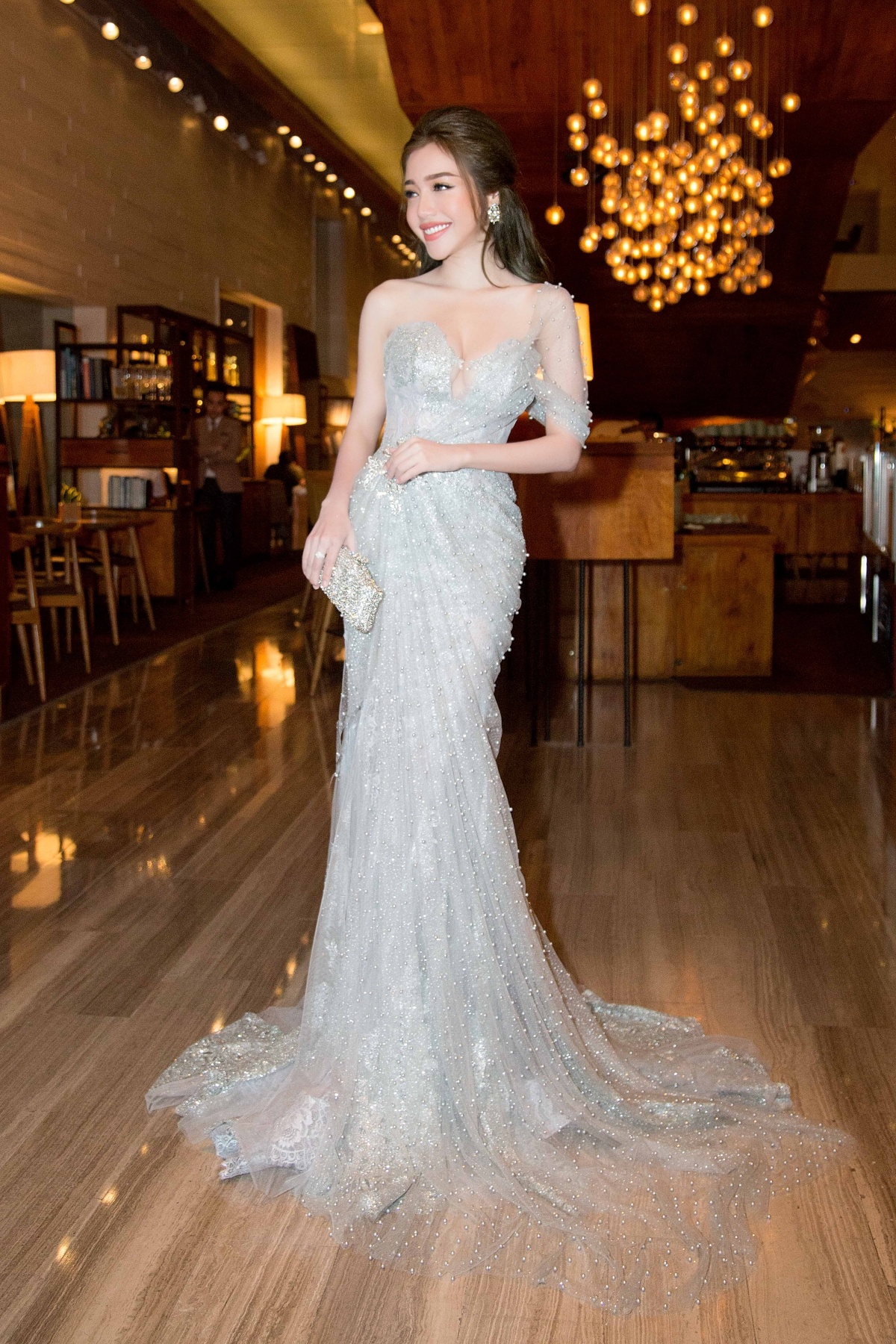 8 bo canh dep nhat tuan qua cua sao Viet anh 7