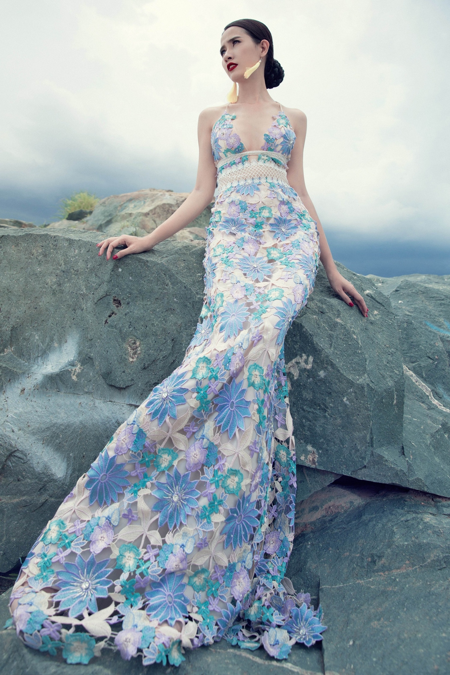 Phan Thi Mo goi y trang phuc cuoi tuan anh 2