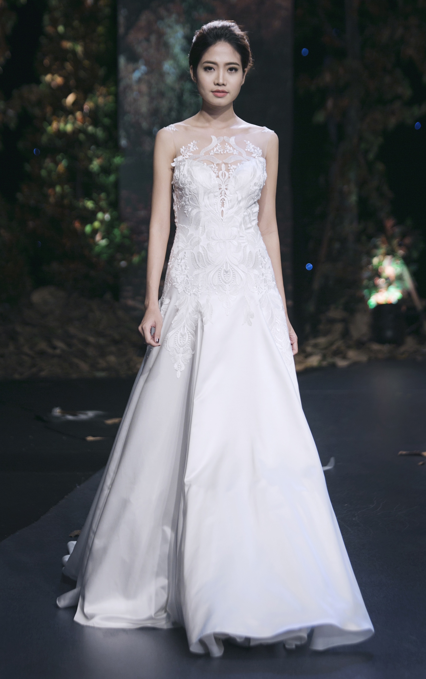 Thu Hien Next Top goi cam catwalk anh 10