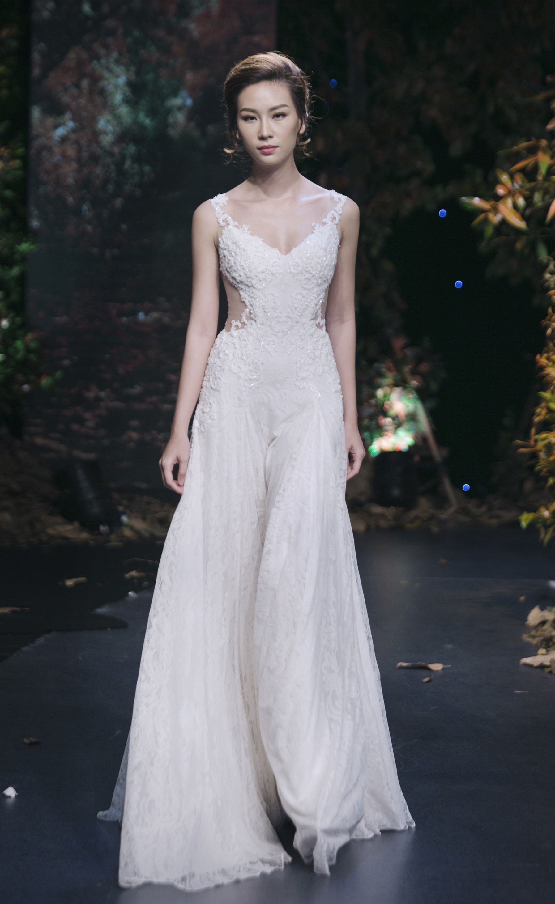 Thu Hien Next Top goi cam catwalk anh 3