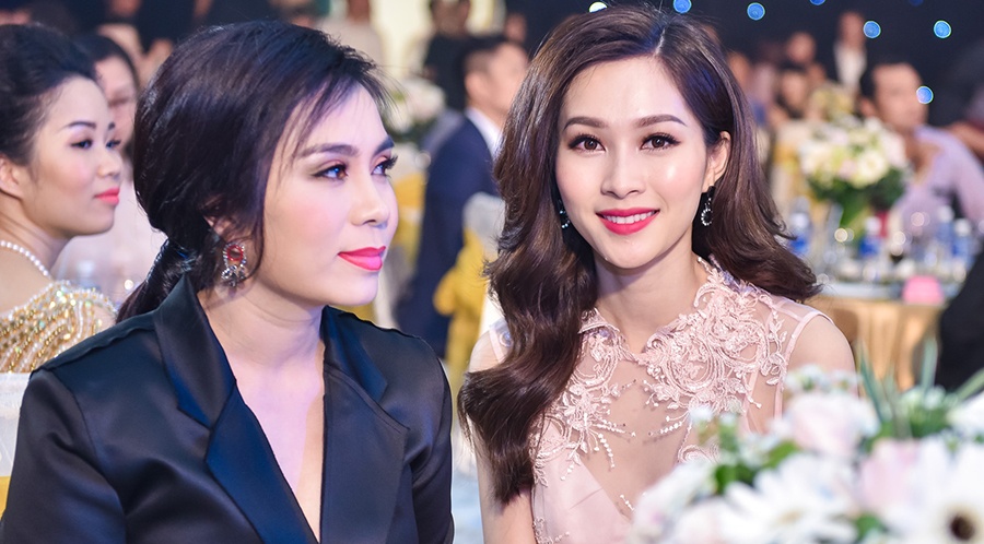 Dang Thu Thao rang ro trong tiec truoc chung ket HHVN hinh anh