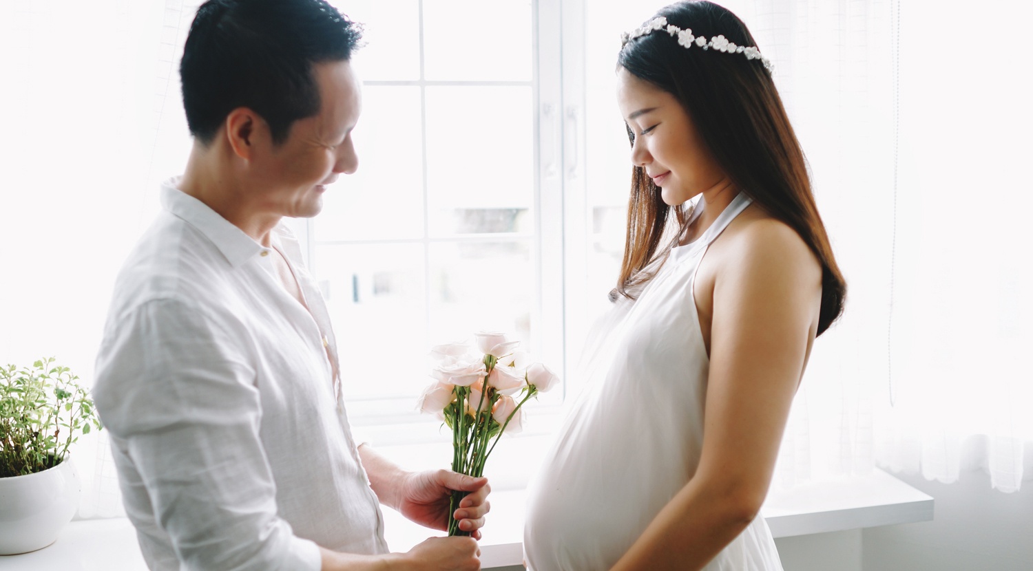 Phan Nhu Thao nang 80 kg khi mang bau voi dai gia Duc An hinh anh