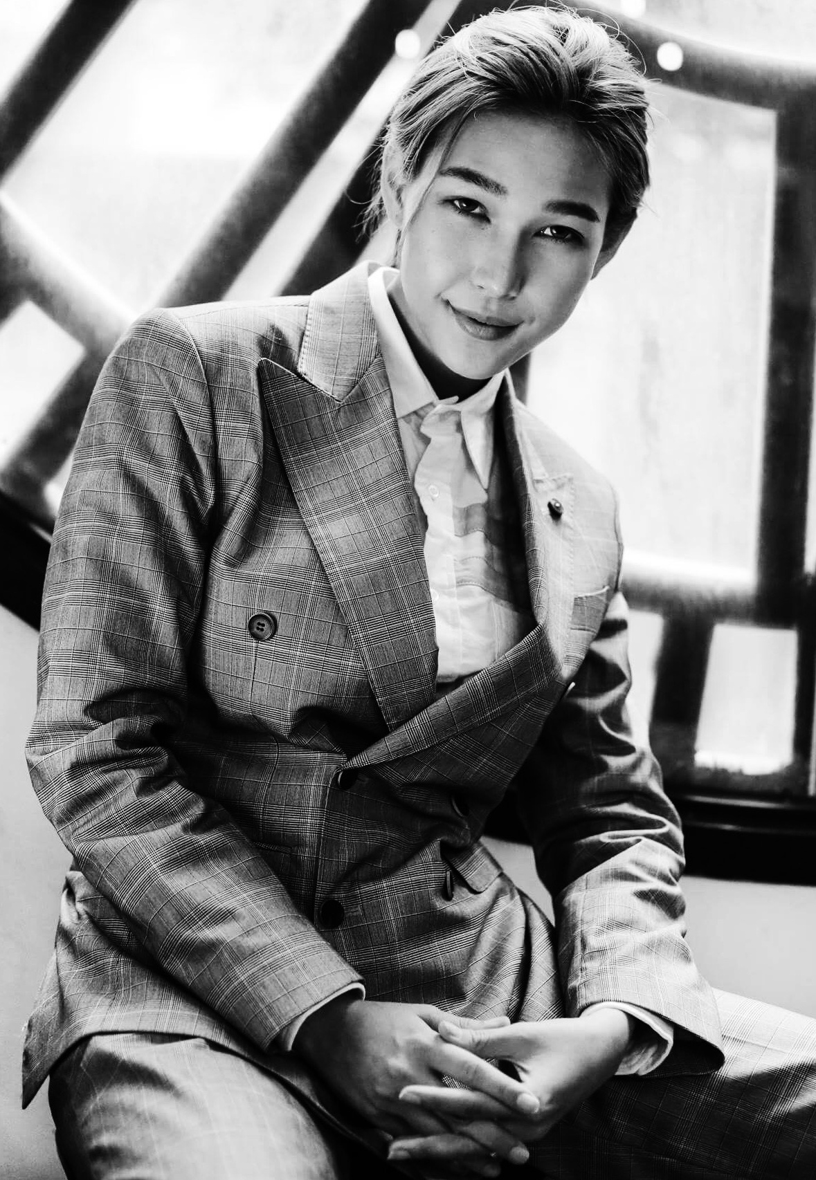 Diep Linh Chau ca tinh voi vest anh 1