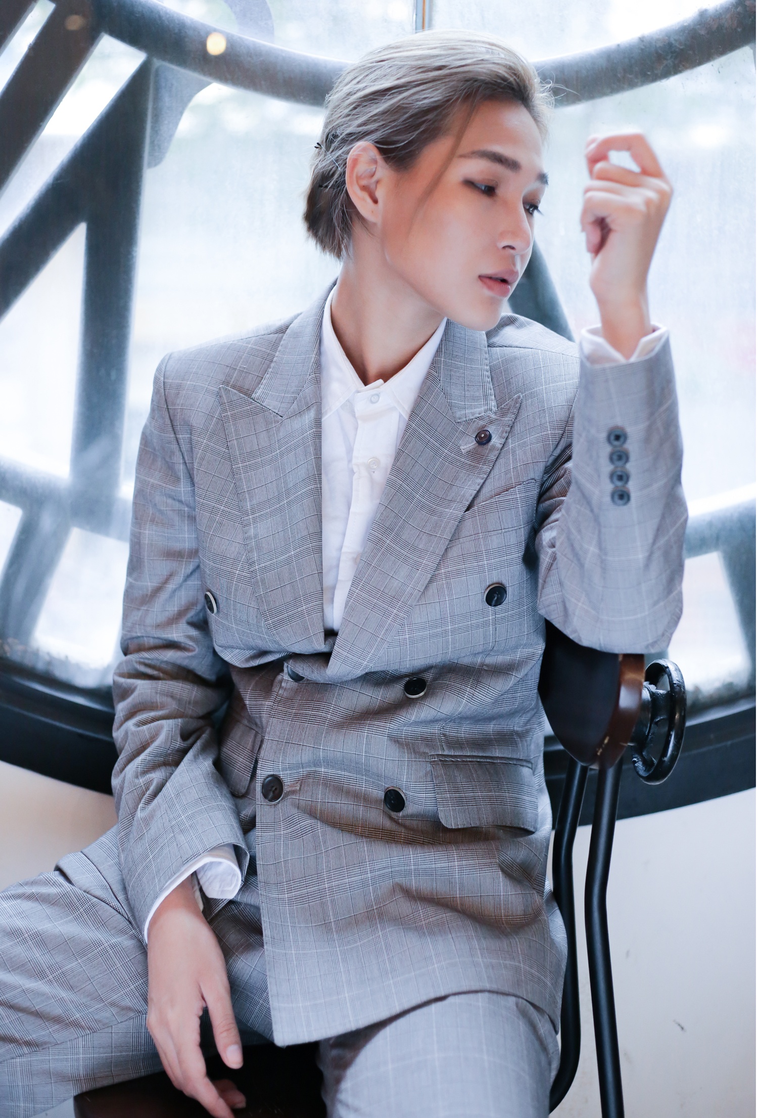 Diep Linh Chau ca tinh voi vest anh 3