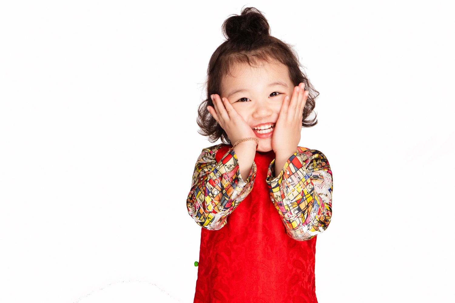 Jennifer Phạm và con gái diện áo dài ảnh 7 Jennifer Pham va con gai dien ao dai anh 7