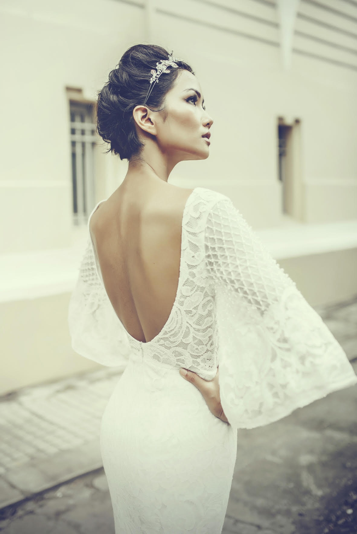 H'Hen Niê diện váy cưới quyến rũ ảnh 5 H'Hen Nie dien vay cuoi quyen ru anh 5