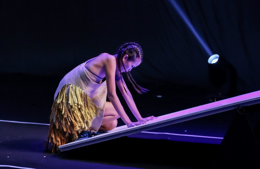 Thi sinh Next Top 'vo ech' tren duong bang bap benh anh 6