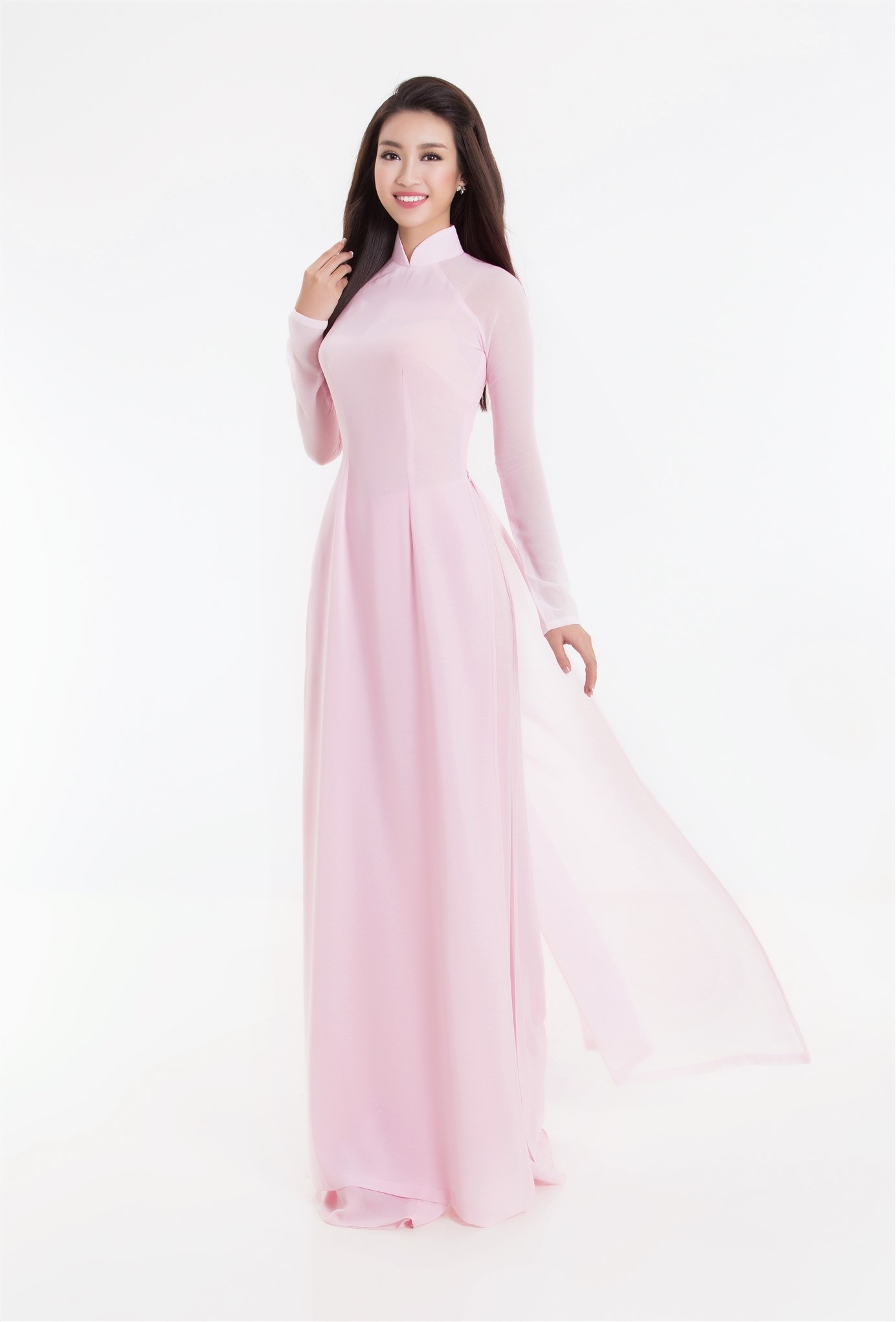 Top 3 Hoa hau Viet Nam duyen dang ao dai pastel anh 2