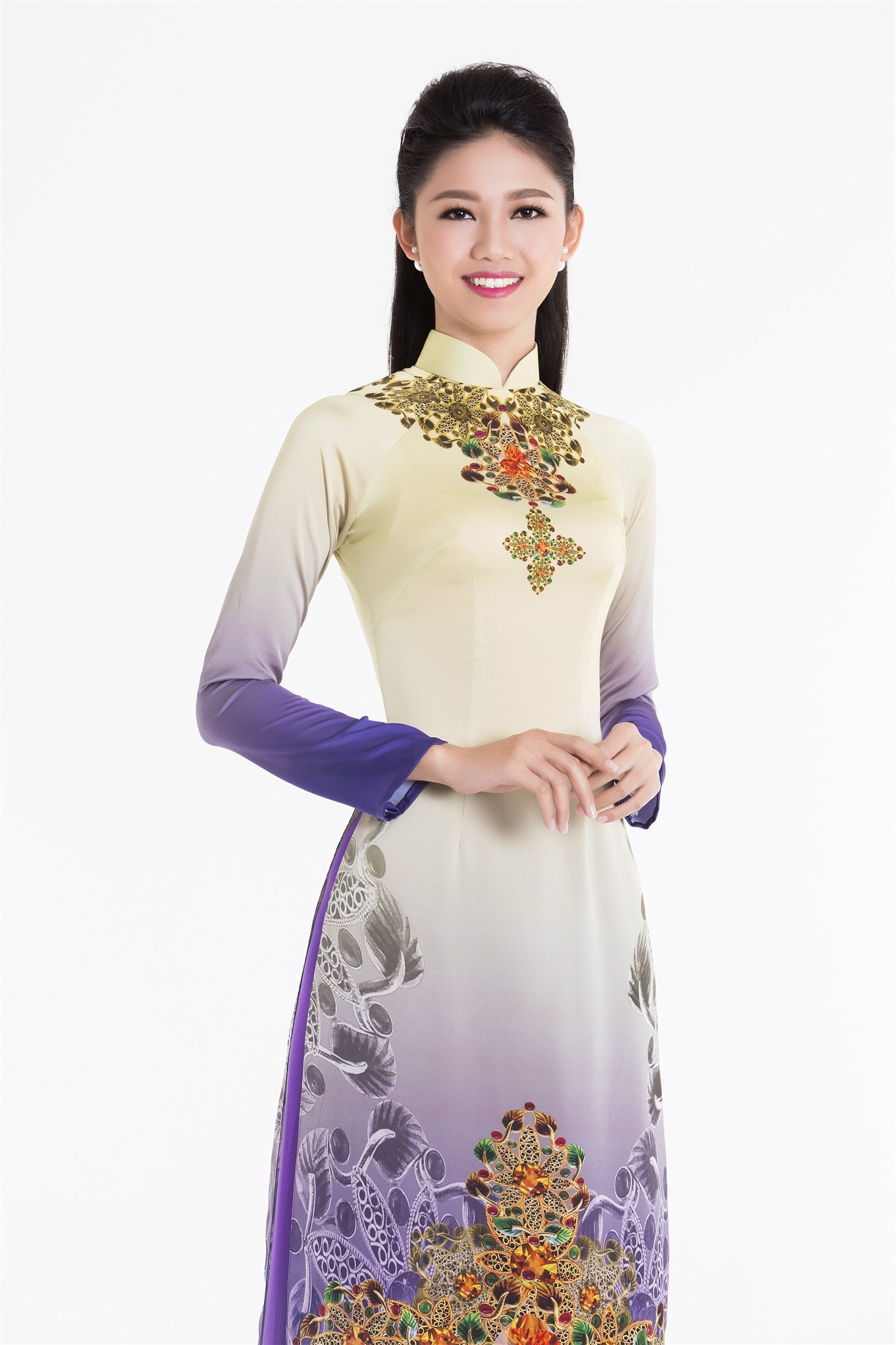 Top 3 Hoa hau Viet Nam duyen dang ao dai pastel anh 6