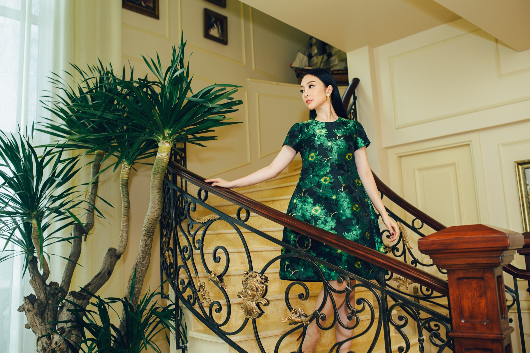 Bạn gái Bằng Kiều thăm căn hội triệu đô của Hà Kiều Anh ảnh 4 Ban gai Bang Kieu tham can hoi trieu do cua Ha Kieu Anh anh 4