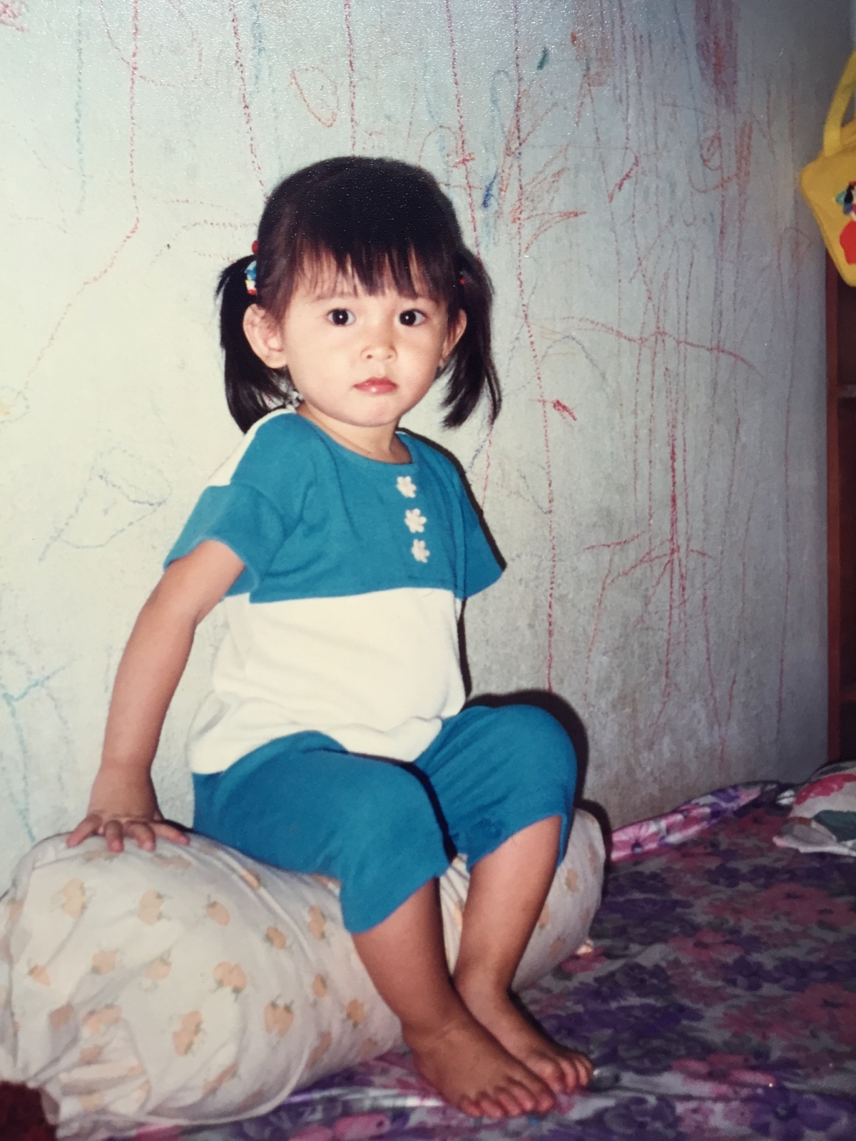 A hau Thuy Dung xinh xan trong anh thoi tho au anh 3