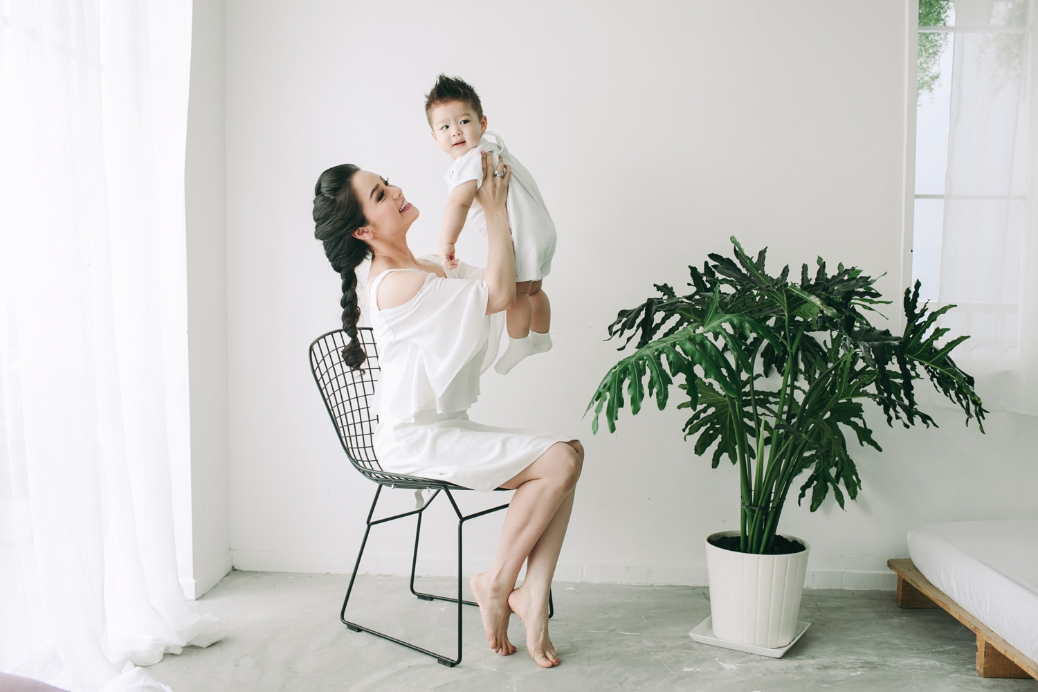 Nhat Kim Anh rang ro ben ong xa va con trai anh 6