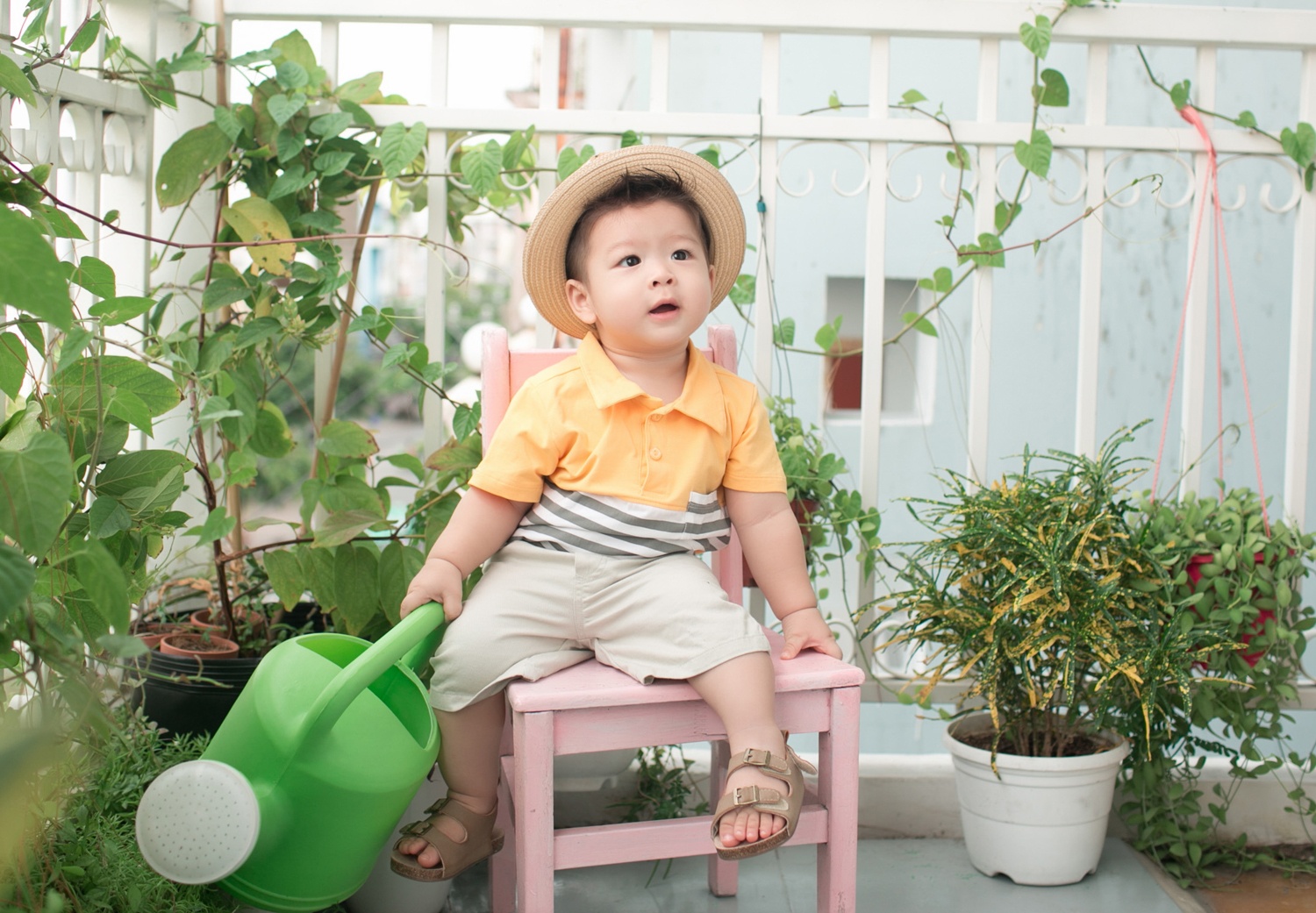 Nhat Kim Anh rang ro ben ong xa va con trai anh 8