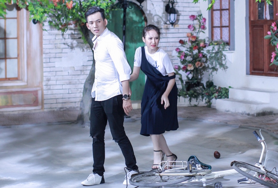 Angela Phuong Trinh thi pham next top anh 1