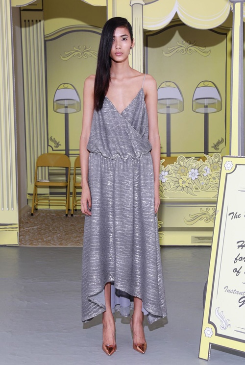 Hoang Thuy trung 4 show o London anh 4