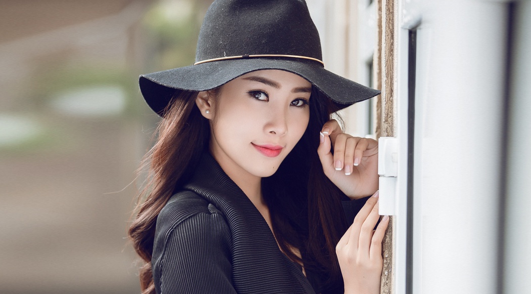 Nam Em tung tui than truoc gia canh khac biet voi Do My Linh hinh anh