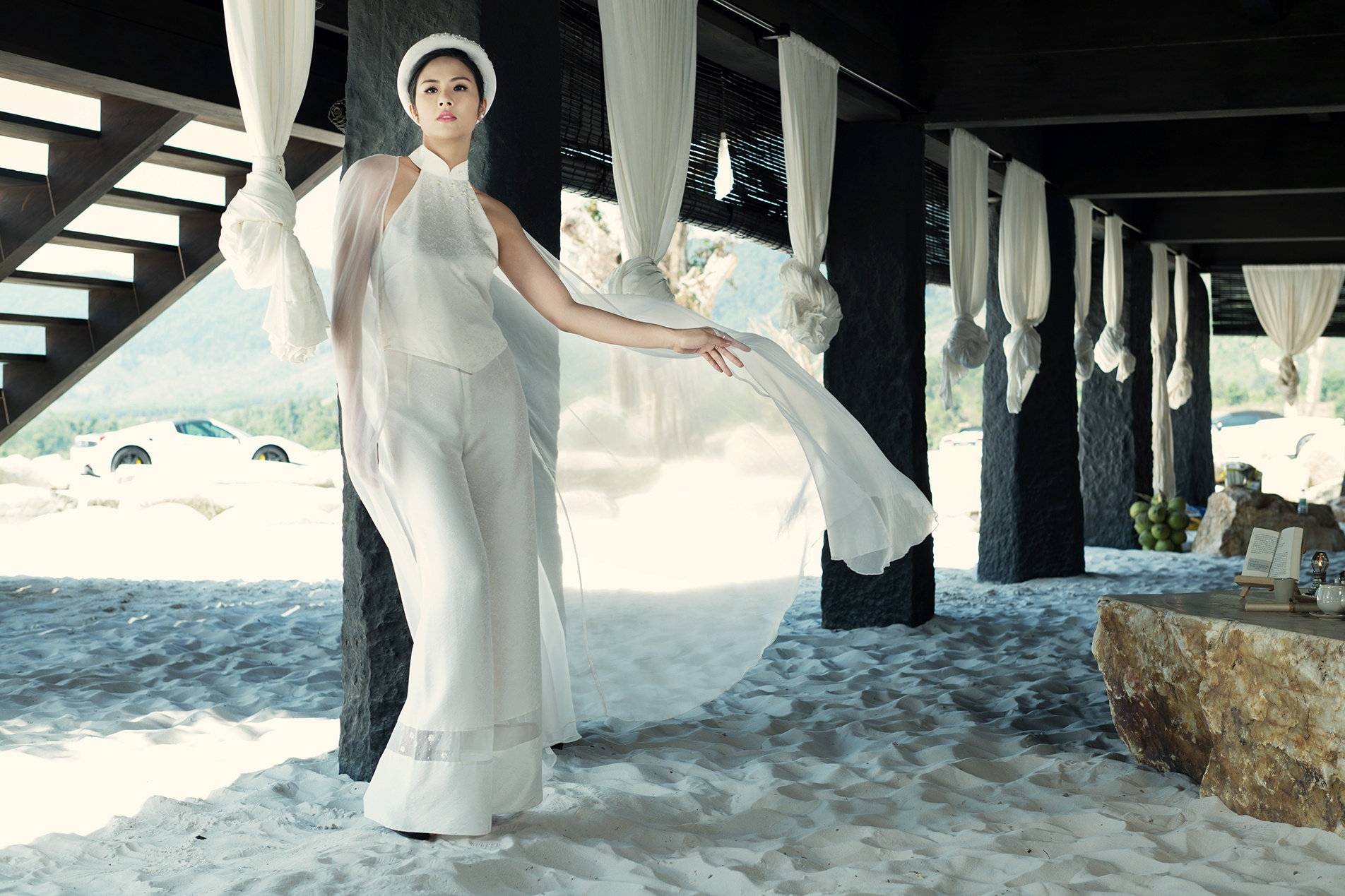 Dan hoa hau,  a hau Viet dien yem dao duyen dang anh 10