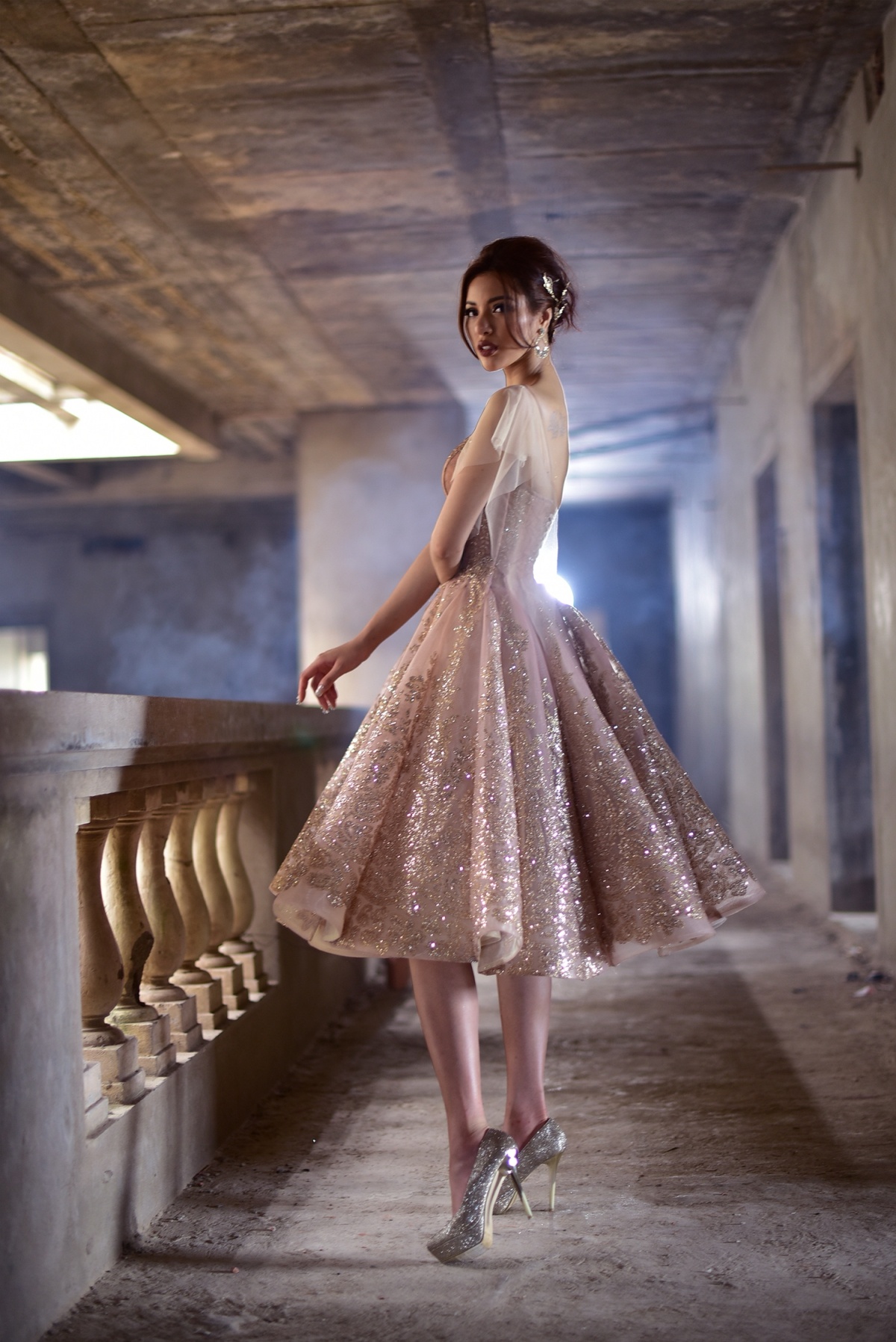 Kha Trang dien dam da hoi anh 1