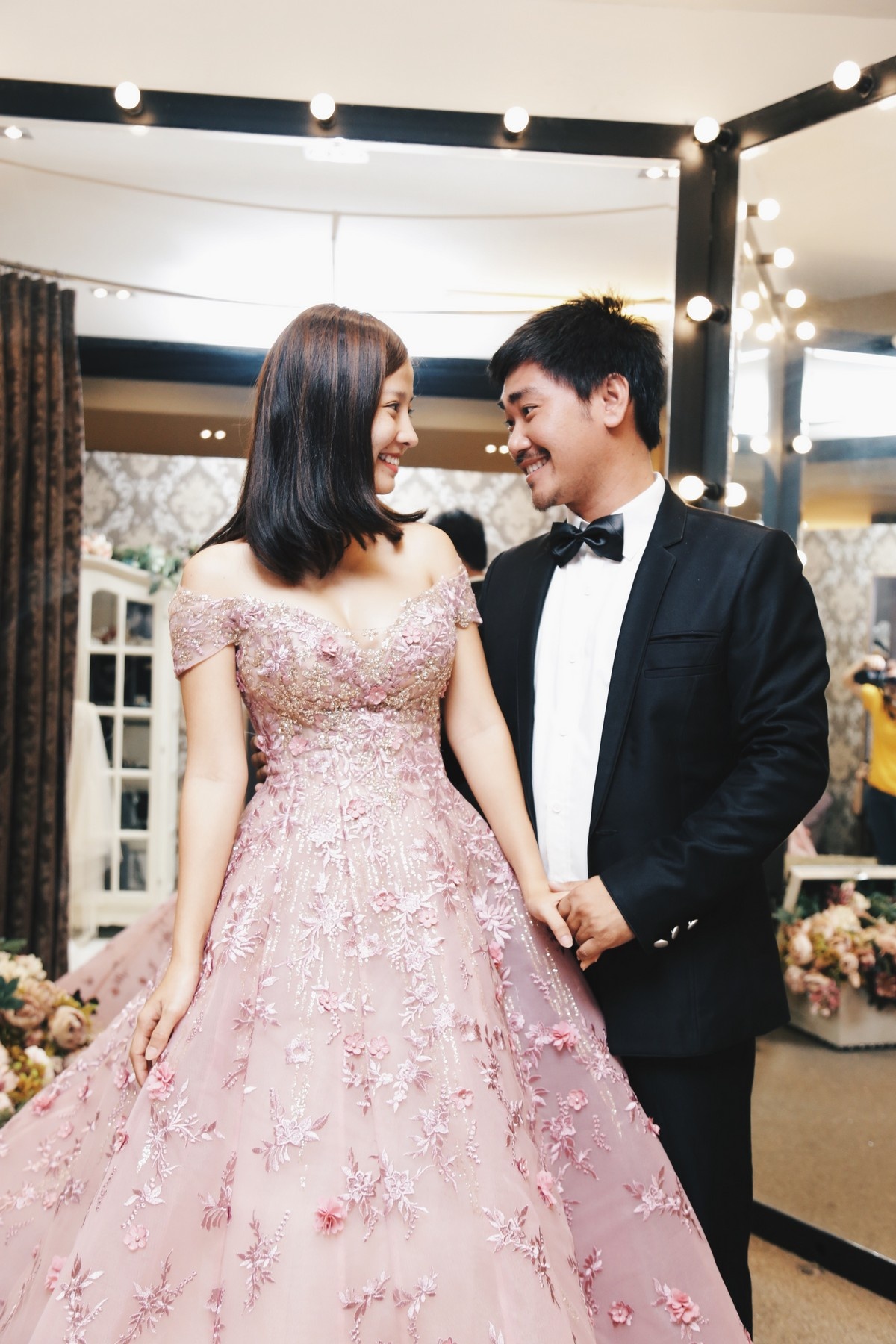 Hon phu Viet kieu dua Khanh Hien di thu ao cuoi anh 5