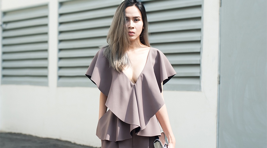 Luu Huong Giang dien 4 set do dao pho cuoi tuan hinh anh