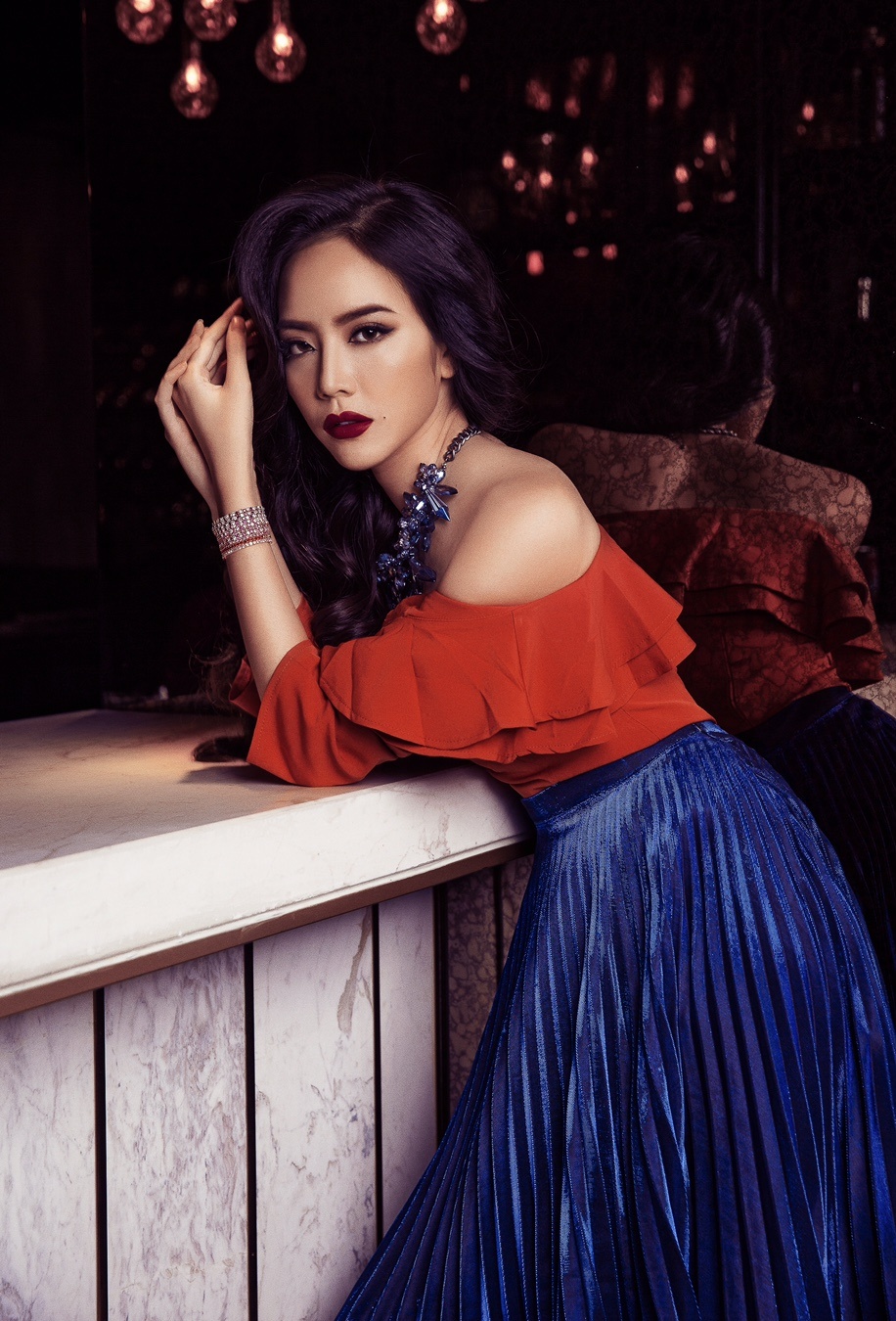 Giai bac Sieu mau Viet Nam dien dam tre vai goi cam anh 2