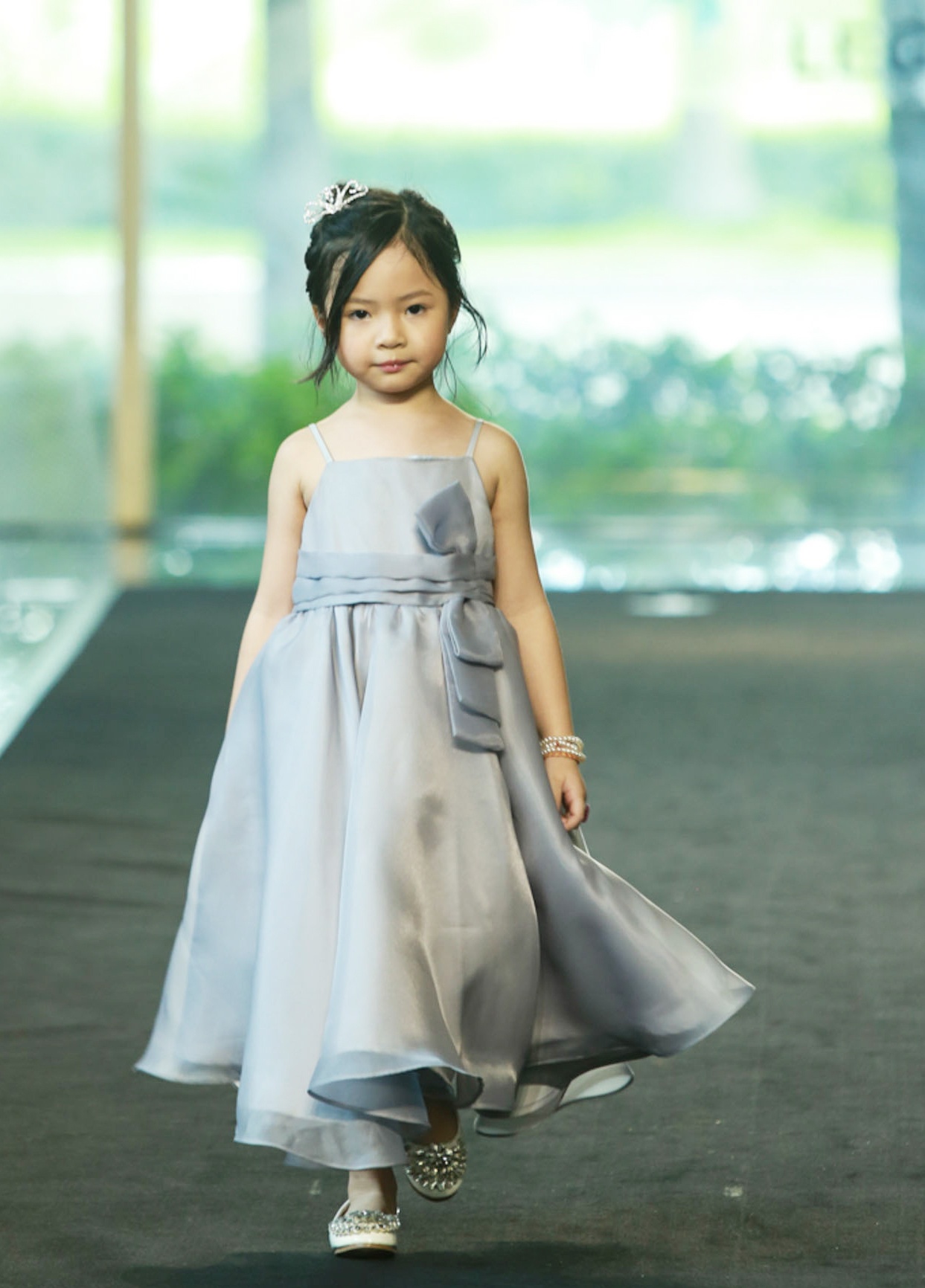 Gia dinh Hoang Bach dien pijama dien thoi trang anh 10