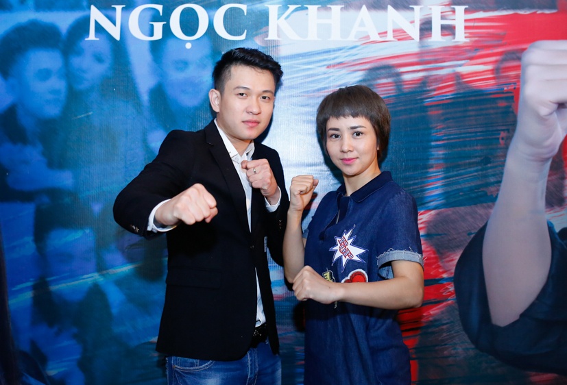 Thúy Vinh tặng gấu bông nhân ngày học trò ra mắt MV mới ảnh 2 Thuy Vinh tang gau bong nhan ngay hoc tro ra mat MV moi anh 2