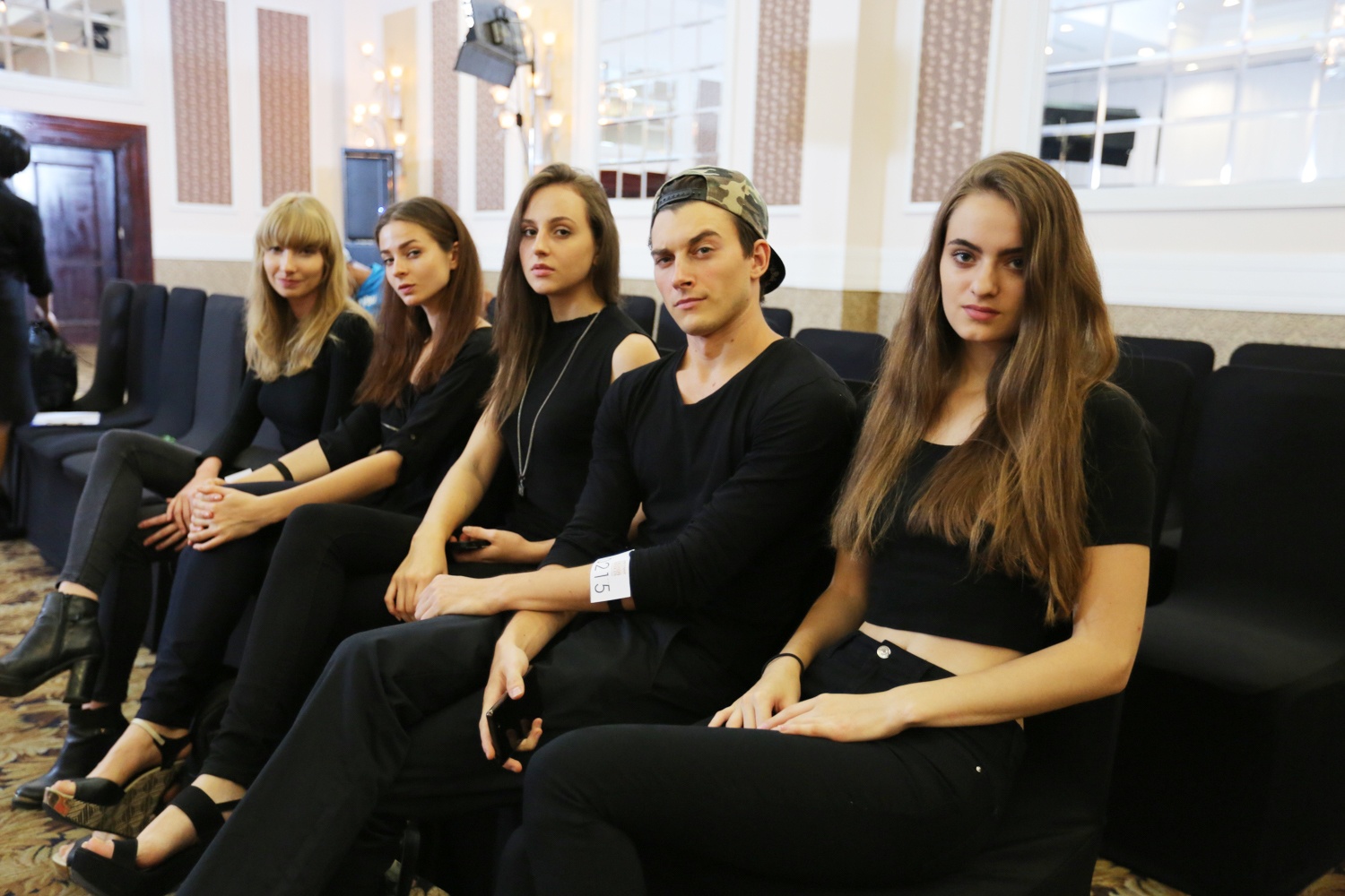 La Thanh Thanh do dang cung dan chi cao 1, 9 m anh 6