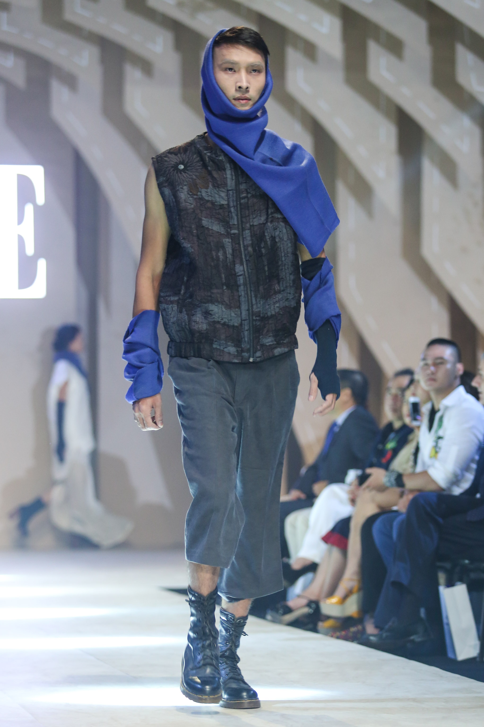 Vo Hoang Yen tro lai catwalk anh 3