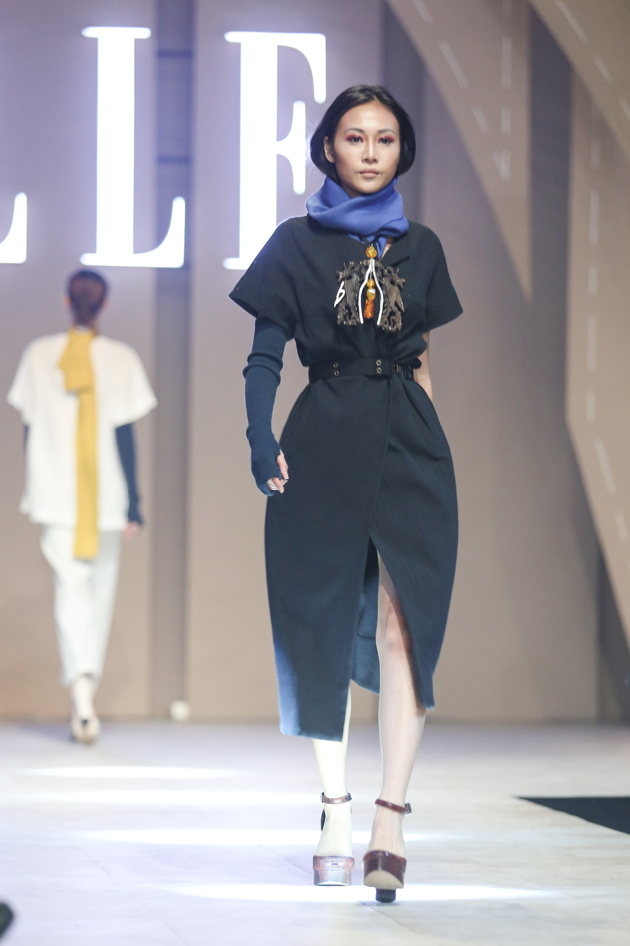 Vo Hoang Yen tro lai catwalk anh 5