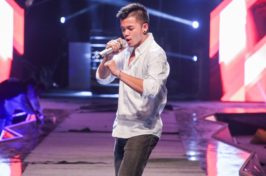 Hoang Thuy Linh luyen tap truoc chung ket Next Top anh 4