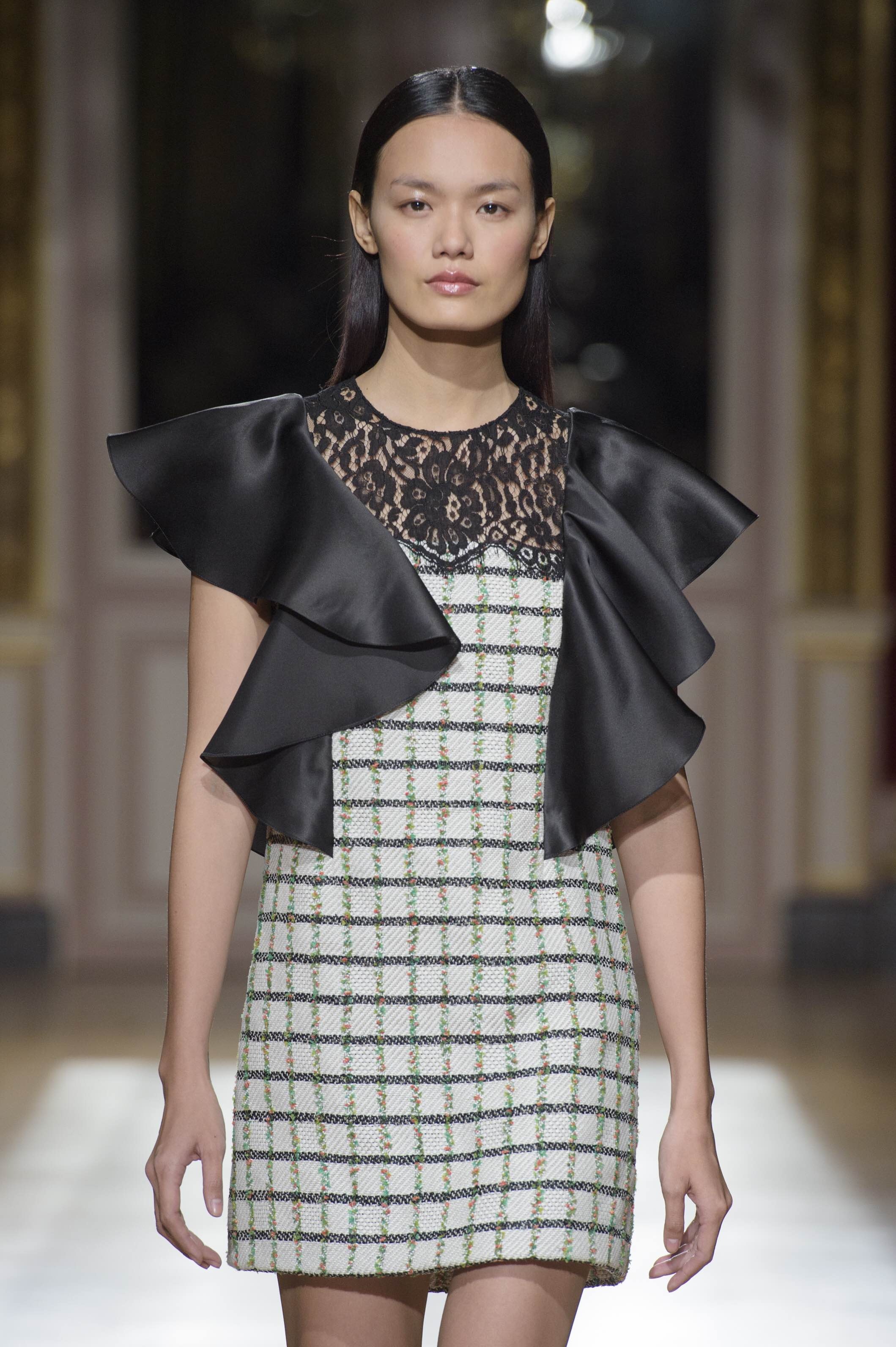 Chan dai Next Top noi bat o Tuan le Paris anh 2