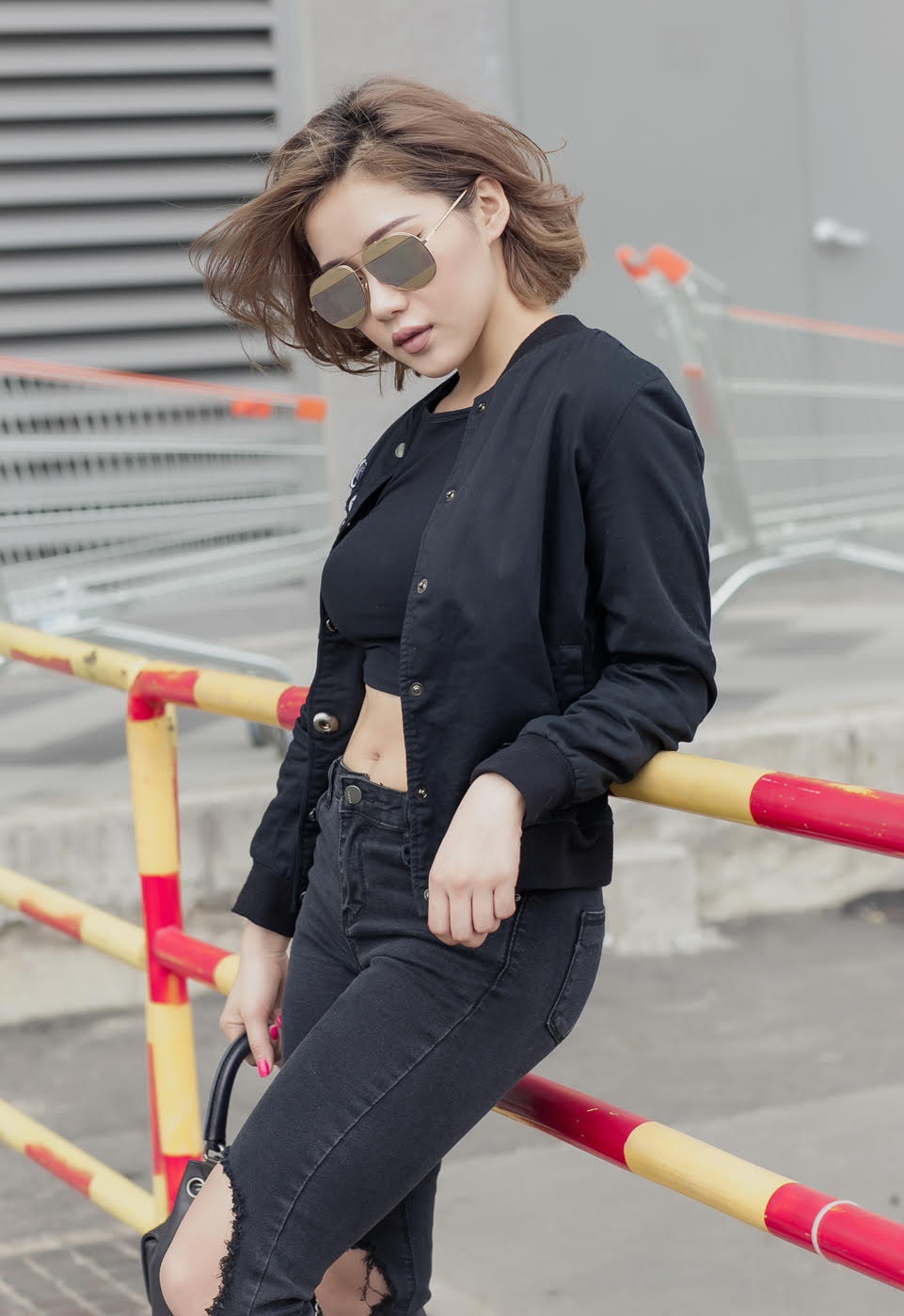 Ban gai Dinh Tien Dat dao pho Sai thanh anh 1