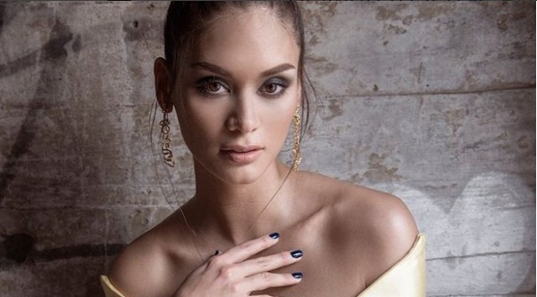 Hoa hau Hoan vu chup anh cho tap chi Viet Nam hinh anh