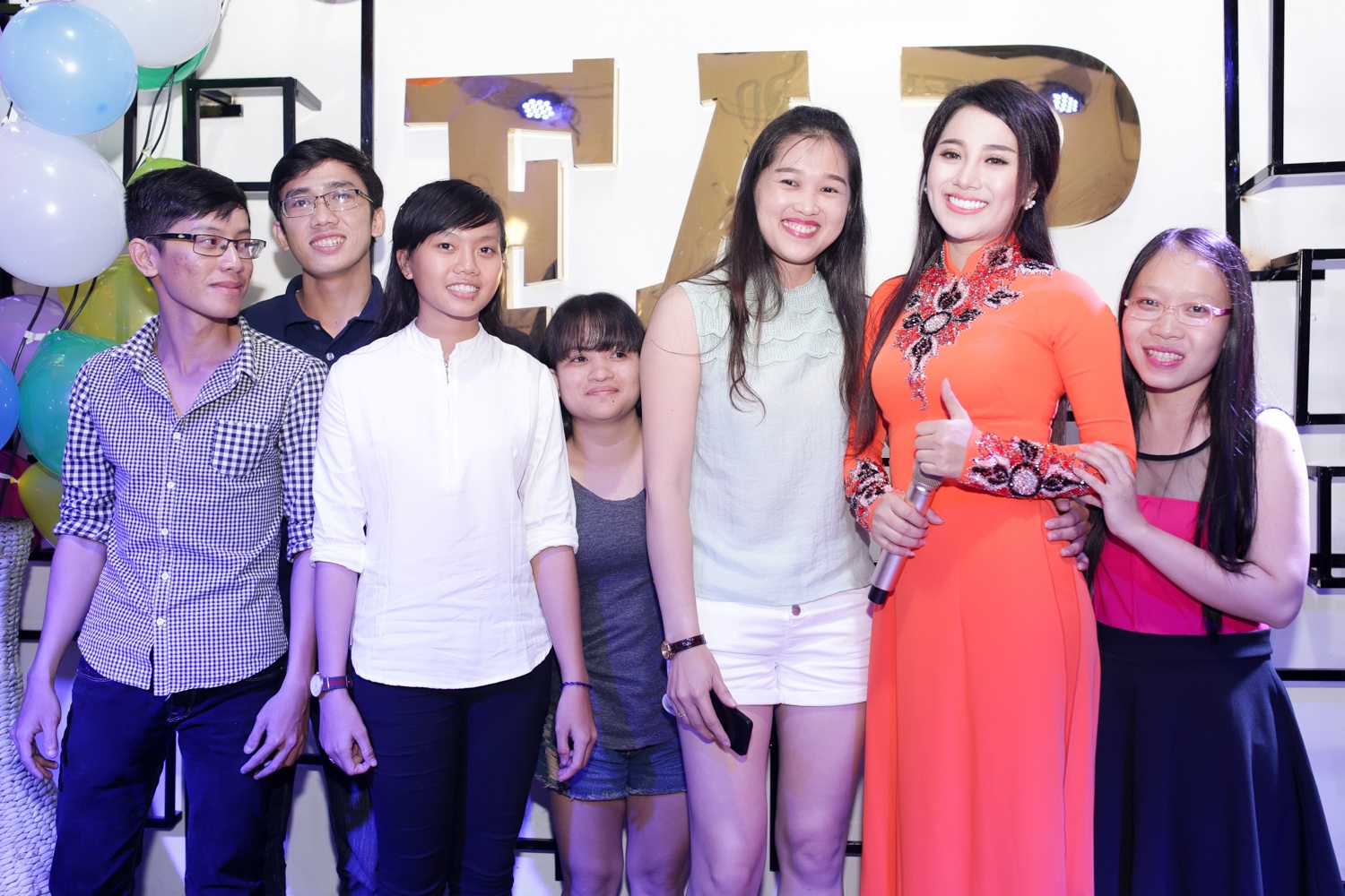 To My,  To Ny doi lap phong cach anh 7