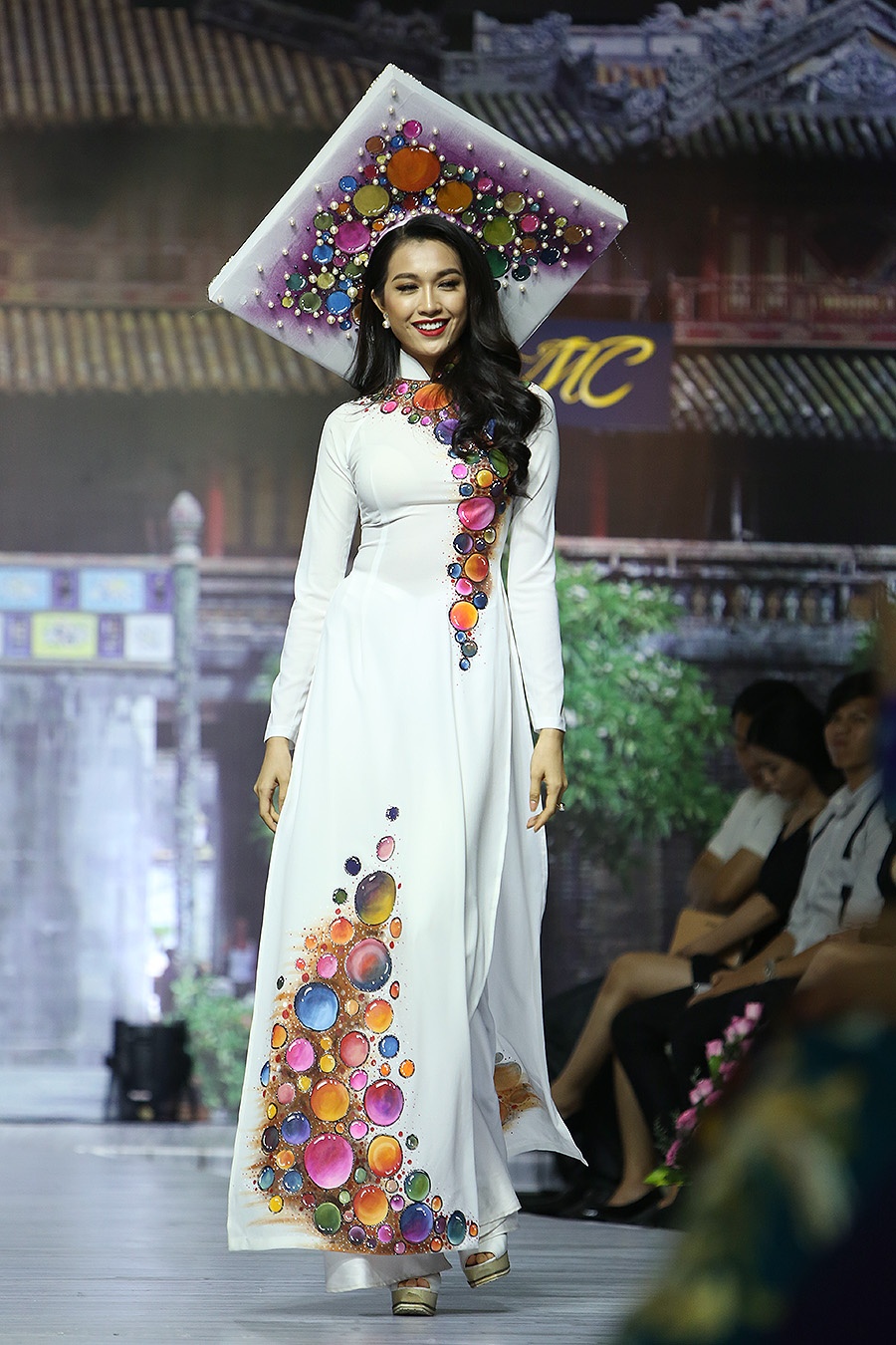 Trinh Kim Chi lam vedette anh 2