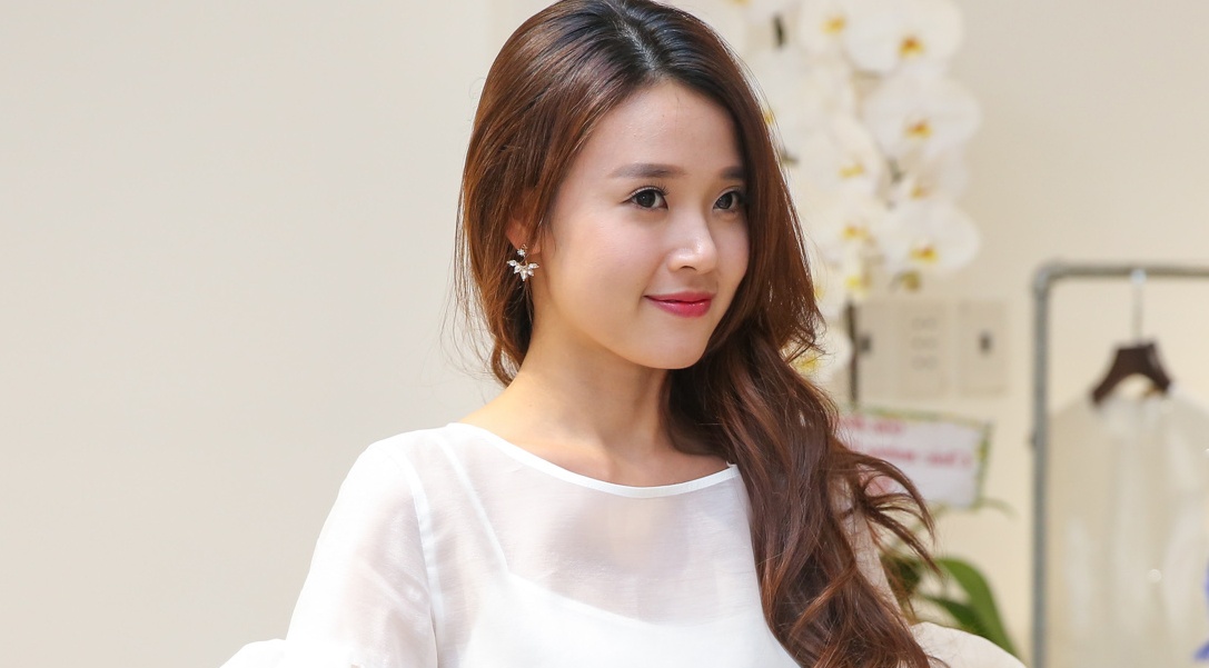 Midu ua thich nhung trang phuc nu tinh hinh anh