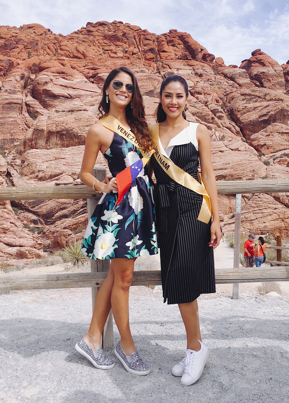 Nguyen Thi Loan tham gia Hoa hau Hoa binh Quoc te anh 4