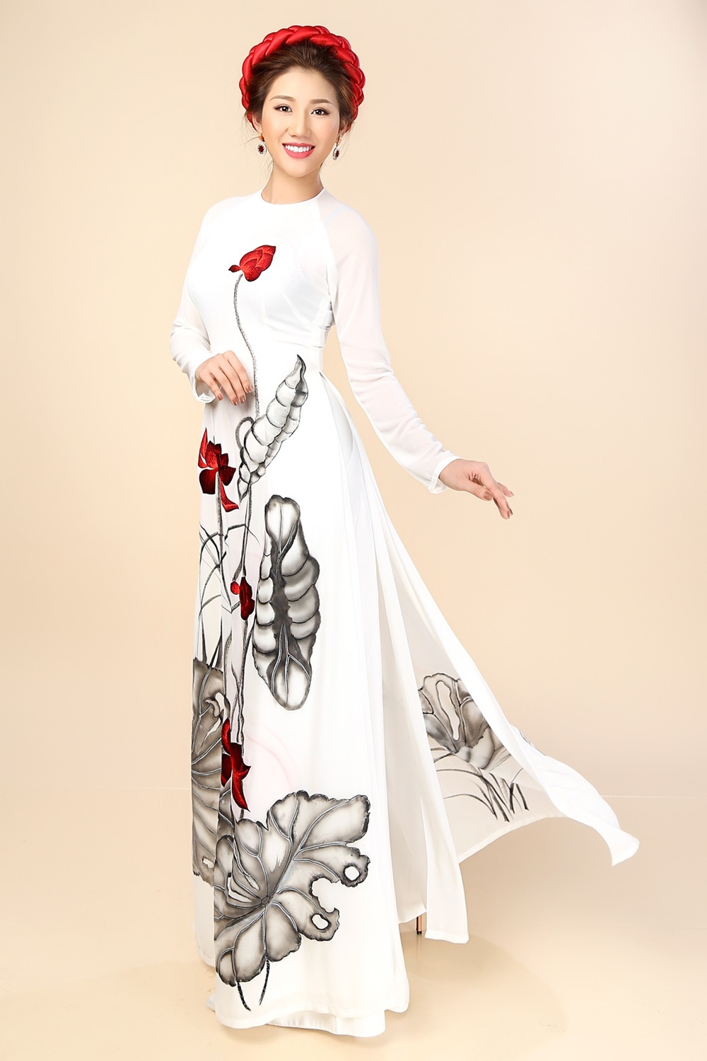 Trang phuc truyen thong cua Bao Nhu anh 3