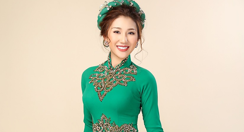 Trang phuc truyen thong cua dai dien Viet o HH Lien luc dia hinh anh