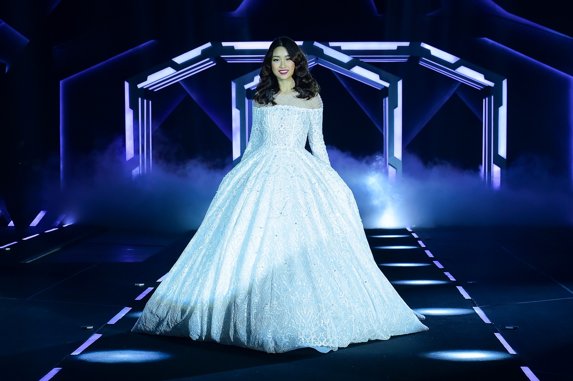 Do My Linh dien show Chung Thanh Phong anh 1