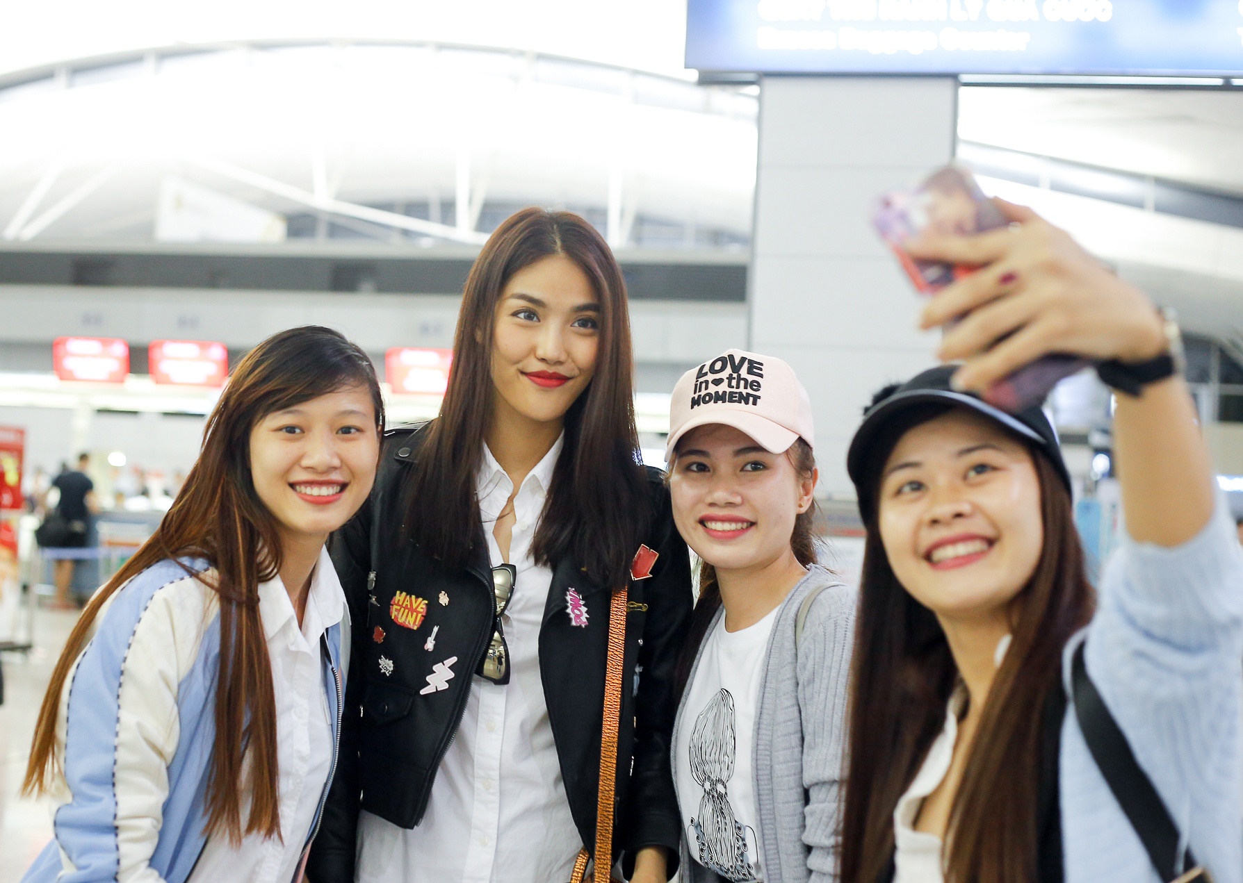 Lan Khuê đưa Mai Ngô sang Hàn dự Tuần lễ thời trang Seoul ảnh 5 Lan Khue dua Mai Ngo sang Han du Tuan le thoi trang Seoul anh 5