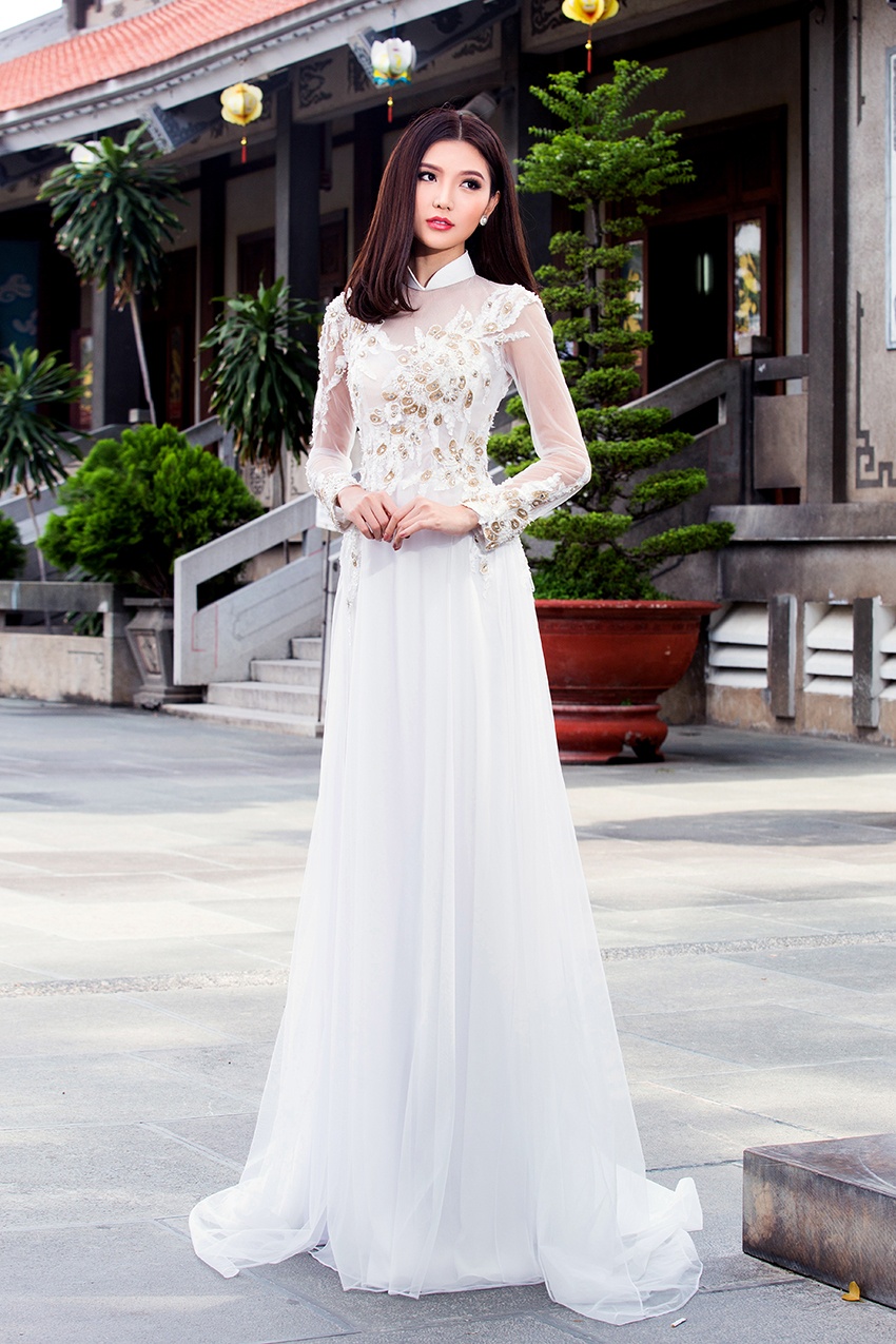 Ngọc Duyên diện áo dài duyên dáng ảnh 1 Ngoc Duyen dien ao dai duyen dang anh 1