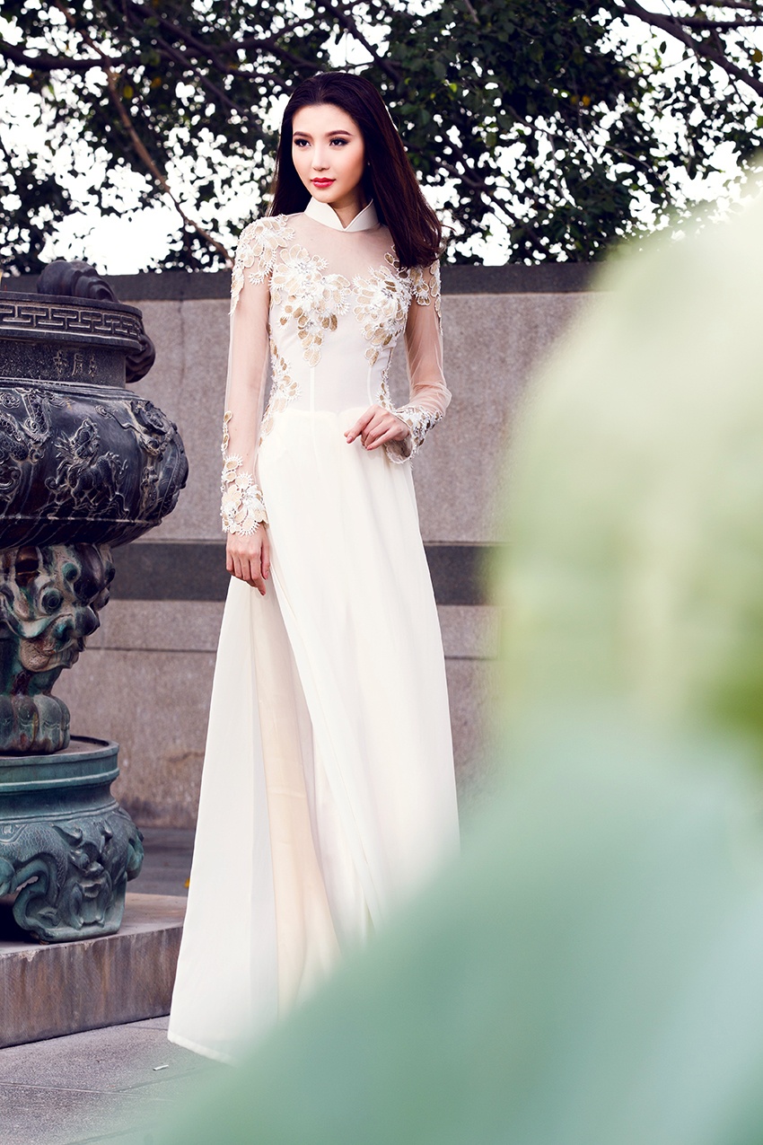 Ngọc Duyên diện áo dài duyên dáng ảnh 6 Ngoc Duyen dien ao dai duyen dang anh 6