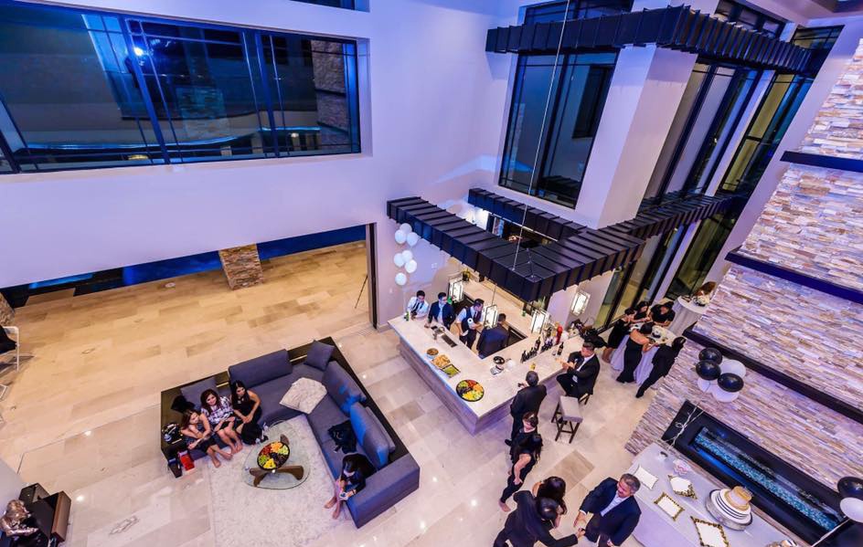 Vo chong Dan Truong don ve nha moi anh 3