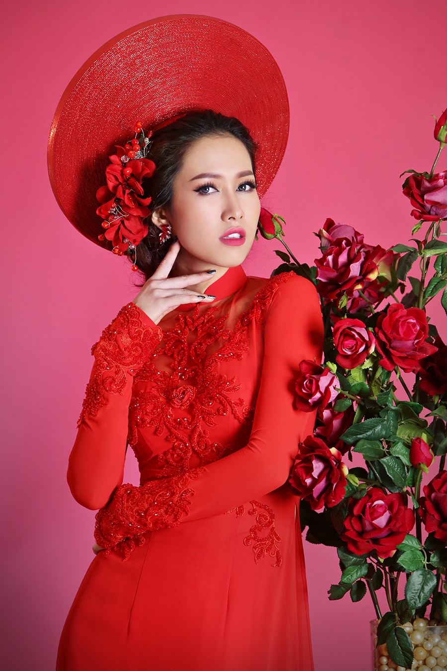 Phan Thu Quyen duyen dang ao dai anh 5